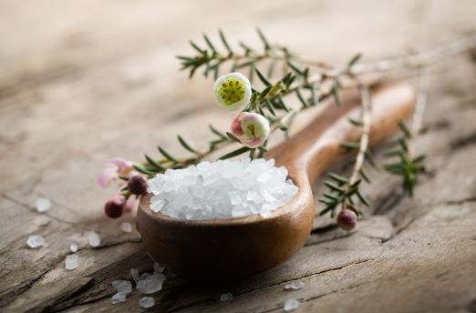 Make an epsom salt bath to get rid of jock itch fast